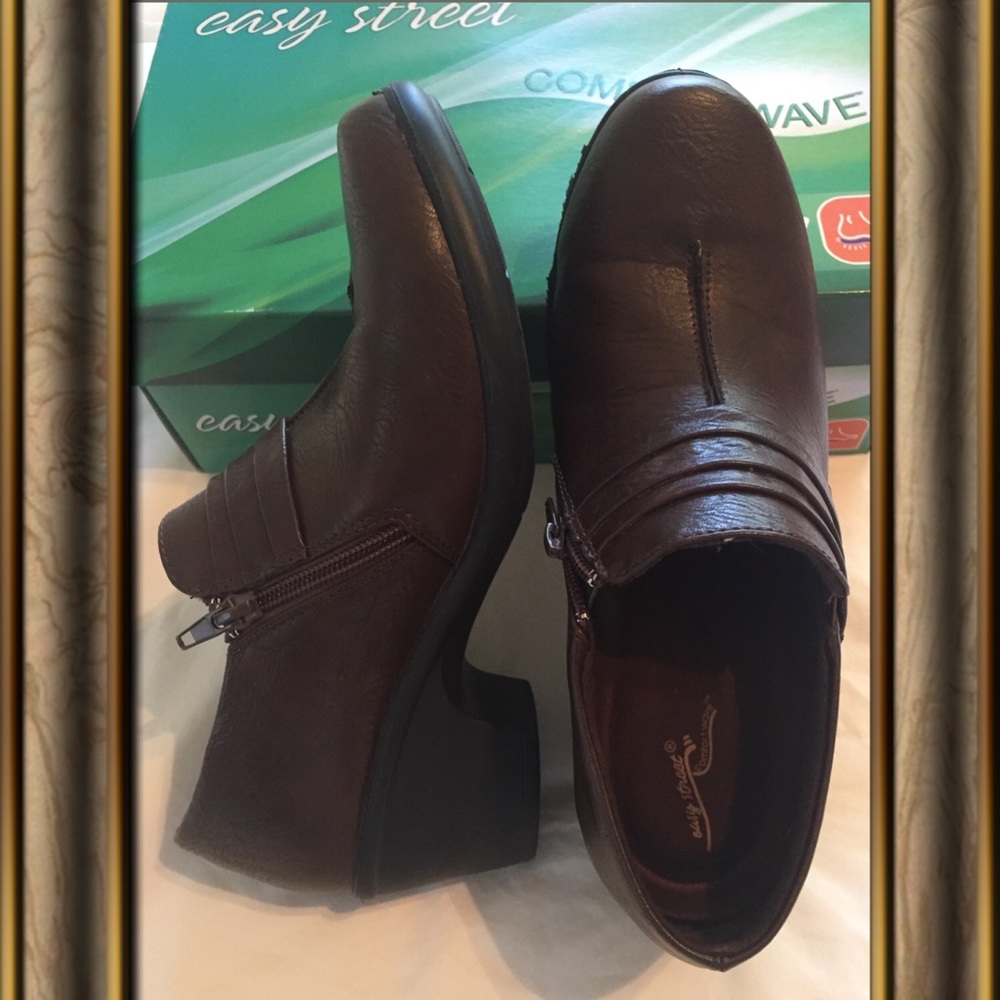 Easy Street Shoes